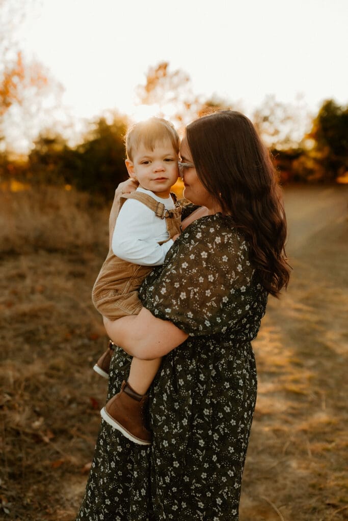 mom and child during photoshoot 
