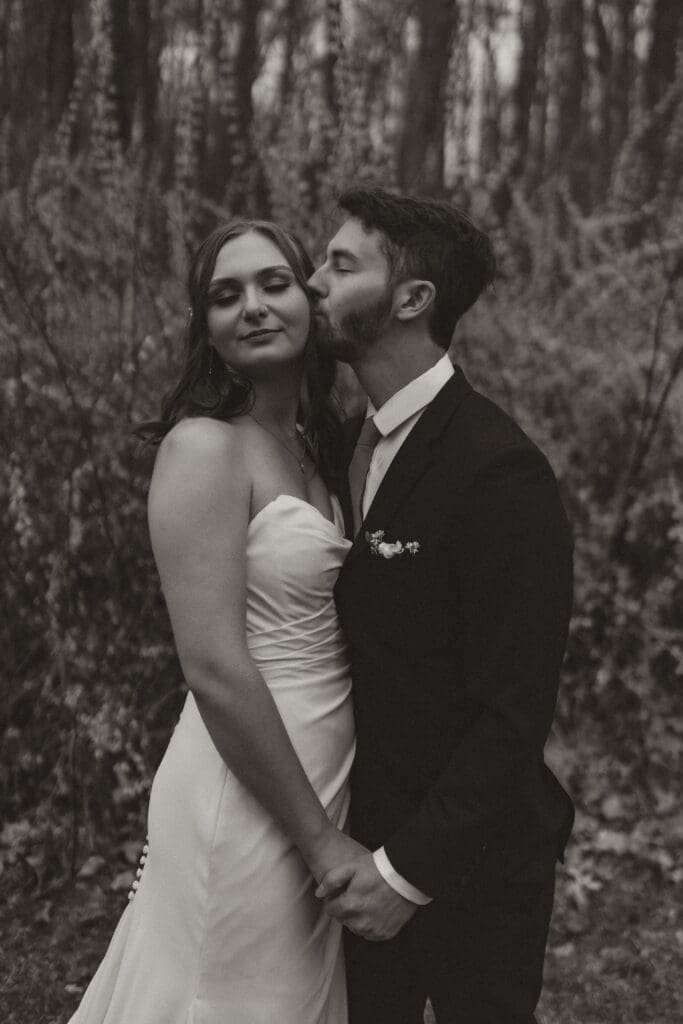 bride and groom photography outside in niles michigan wedding