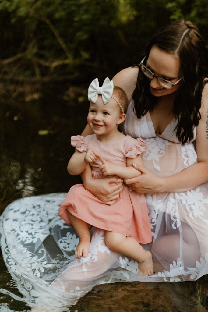 elkhart photographer captures child smiling during photoshoot